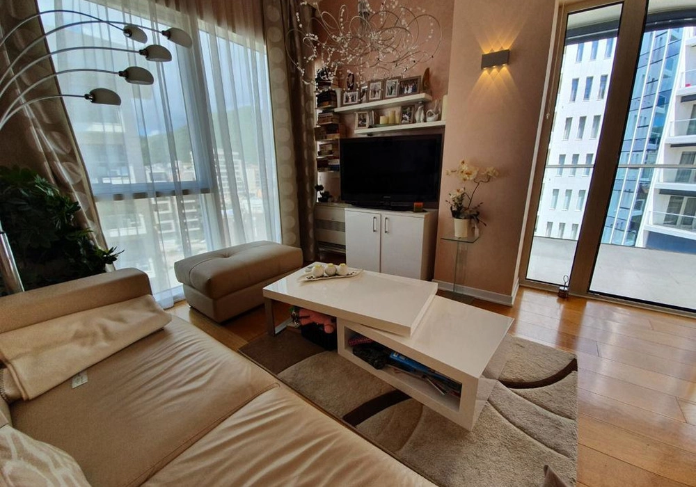Trosoban-stan-u-kompleksu-Tre-Cane-Centar-Budva-8 Trosoban stan 89 m² – Centar, Budva — fotografija 9