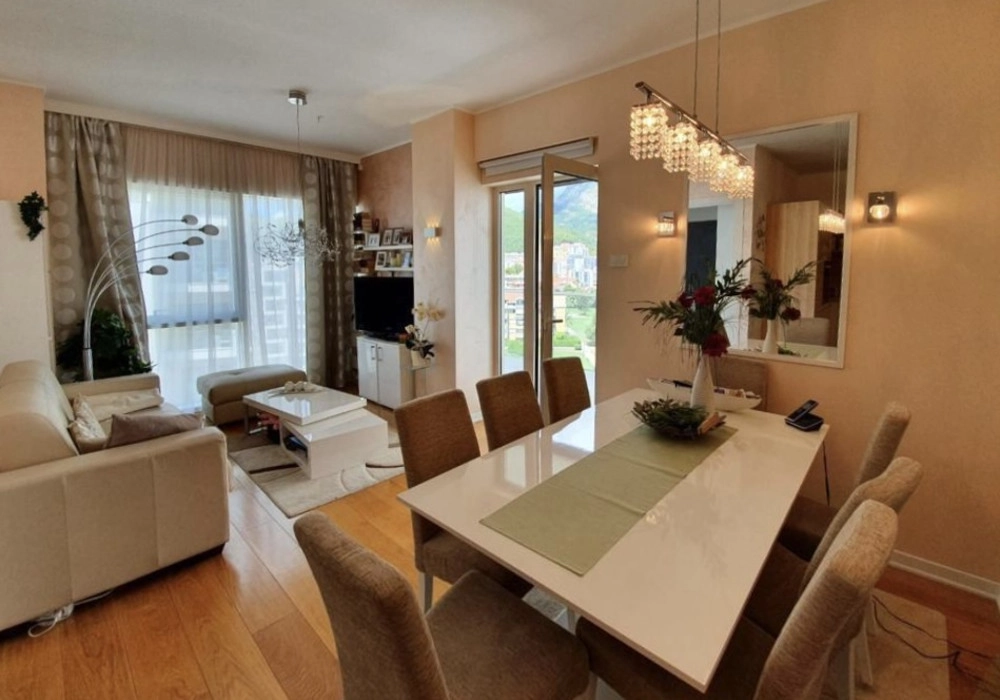 Trosoban-stan-u-kompleksu-Tre-Cane-Centar-Budva-13 Trosoban stan 89 m² – Centar, Budva — fotografija 14