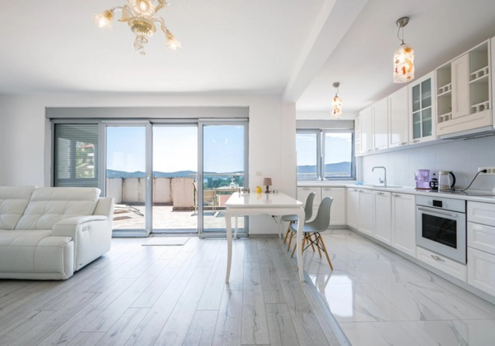 Trosoban-stan-u-novogradnji-Mazina-Tivat-2 Trosoban stan 116 m² – Mažina, Tivat — fotografija 3