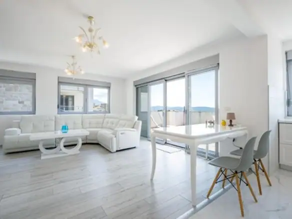 Trosoban stan 116 m² – Mažina, Tivat — fotografija 9