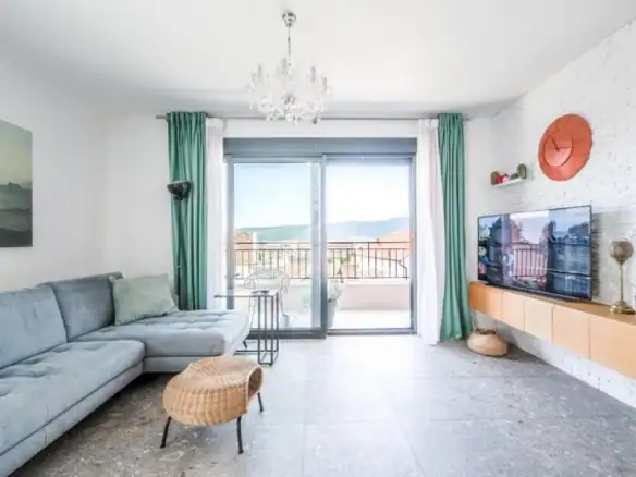 Trosoban stan 77 m² – Mažina, Tivat — fotografija 4