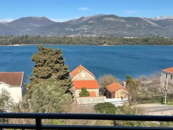 Trosoban stan 96 m² – Krašići, Tivat — fotografija 11