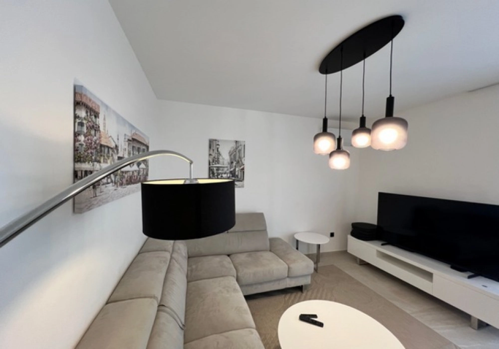 Dvosoban-stan-sa-terasom-i-bazenom-u-Mazini-Tivat-5 Dvosoban stan 147 m² – Mažina, Tivat — fotografija 6