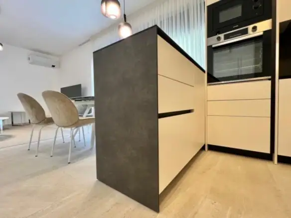 Dvosoban stan 147 m² – Mažina, Tivat — fotografija 7
