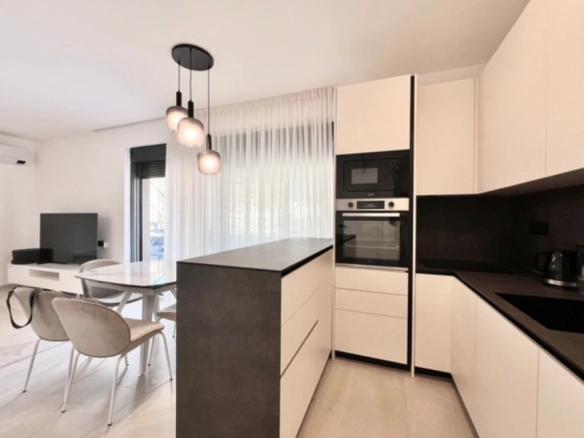 Dvosoban stan 147 m² – Mažina, Tivat — fotografija 9