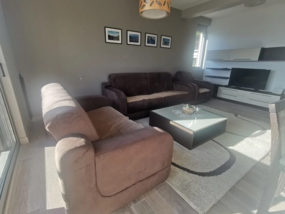 Trosoban stan 125 m² – Mažina, Tivat — fotografija 9