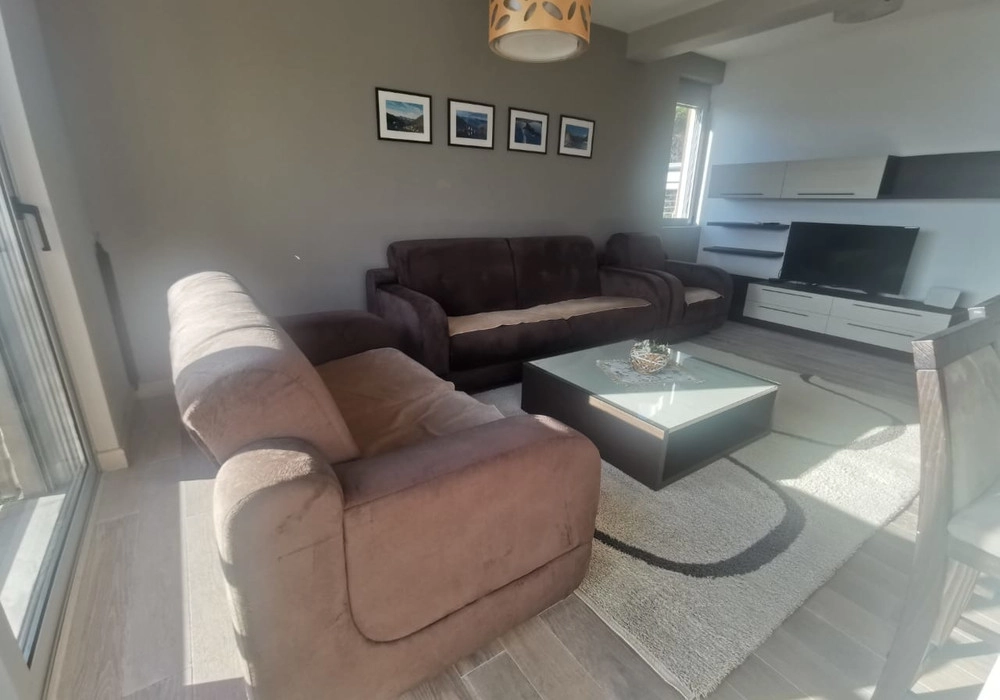 Trosoban-stan-u-Mazini-Tivat-8 Trosoban stan 125 m² – Mažina, Tivat — fotografija 9
