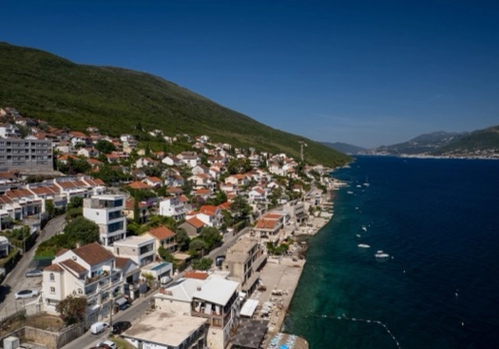 Nova-kuca-sa-bazenom-u-Krasicima-Tivat-8 Kuća 330 m² – Krašići, Tivat — fotografija 9
