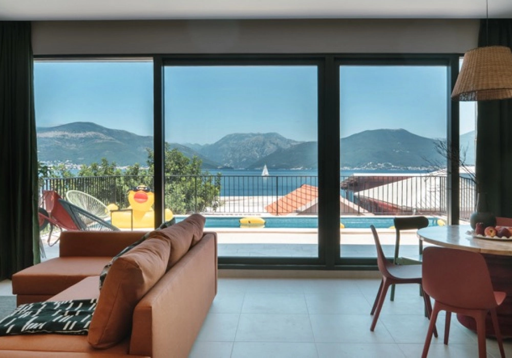 Nova-kuca-sa-bazenom-u-Krasicima-Tivat-11 Kuća 330 m² – Krašići, Tivat — fotografija 12