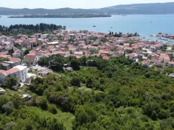 Plac 1.240 m² – Mažina, Tivat — fotografija 3