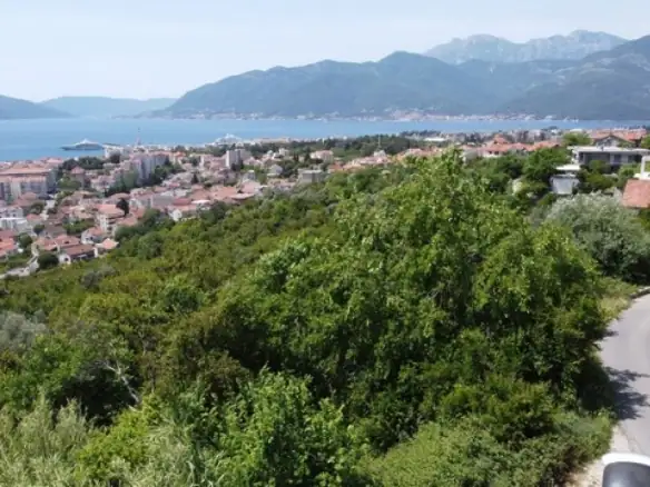 Plac 1.240 m² – Mažina, Tivat — fotografija 5