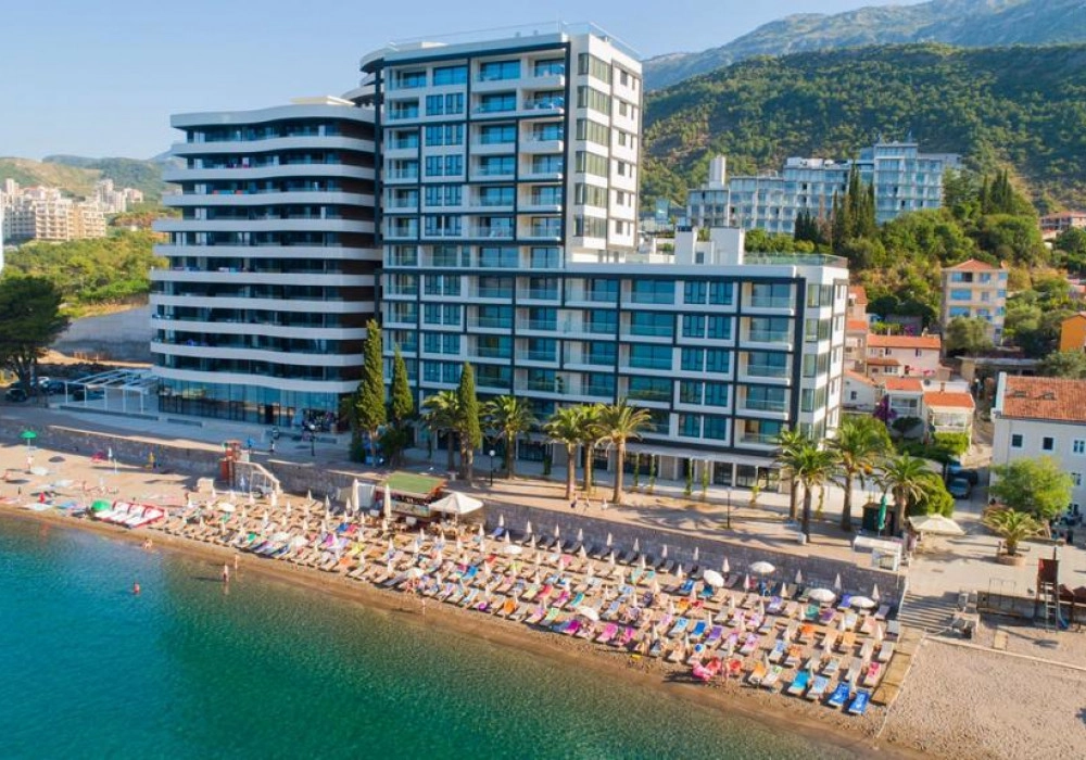 Trosoban-stan-uz-more-u-Rafailovicima-Budva-6 Trosoban stan 136 m² – Rafailovići, Budva — fotografija 7