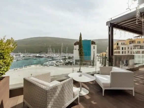 Dvosoban stan 156 m² – Topla, Herceg Novi — fotografija 2