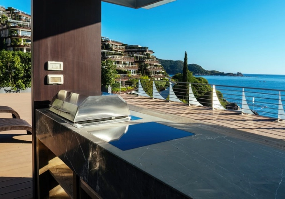 Dvosoban-stan-uz-more-u-naselju-Boreti-Budva-1 Dvosoban stan 508 m² – Boreti, Budva — fotografija 2