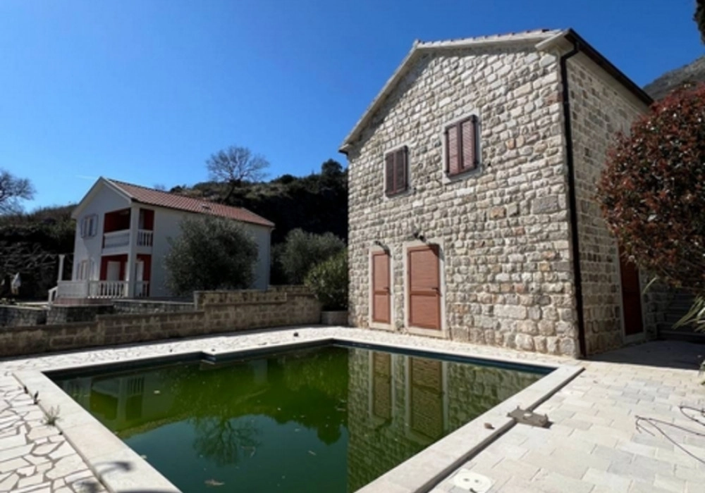 Kuca-s-bazenom-i-molom-u-Kamenarima-Herceg-Novi-4 Kuća – Kamenari, Herceg Novi — fotografija 5