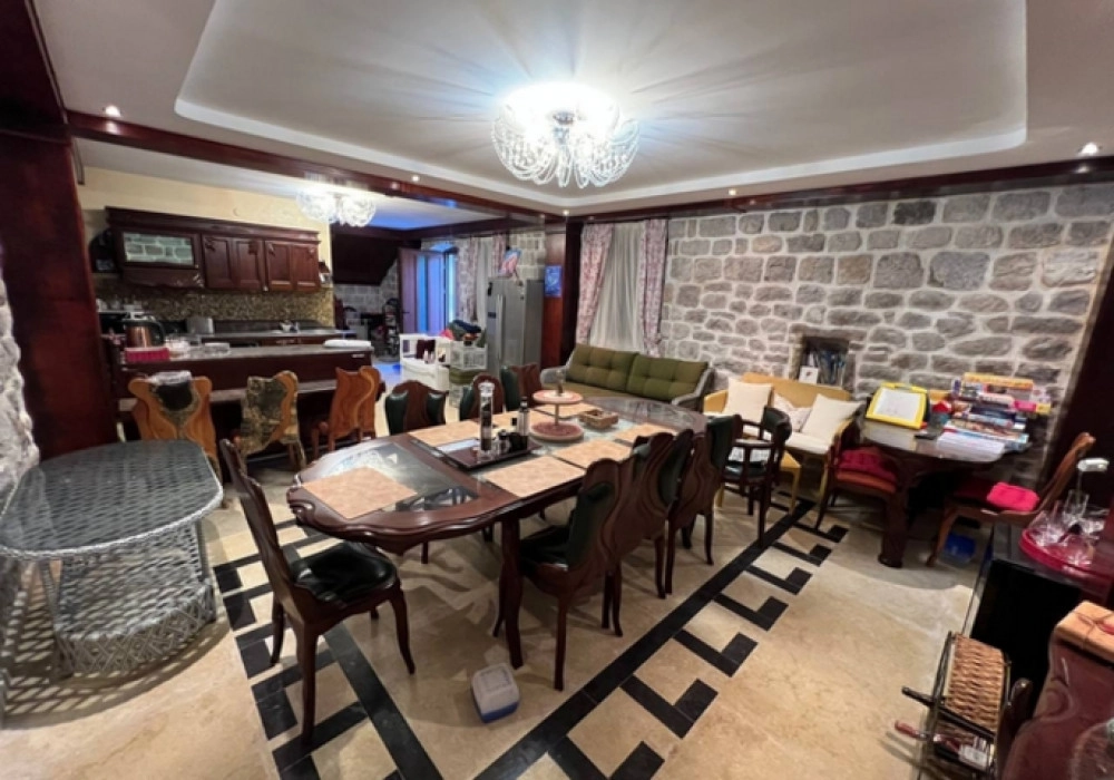 Kuca-s-bazenom-i-molom-u-Kamenarima-Herceg-Novi-8 Kuća – Kamenari, Herceg Novi — fotografija 9