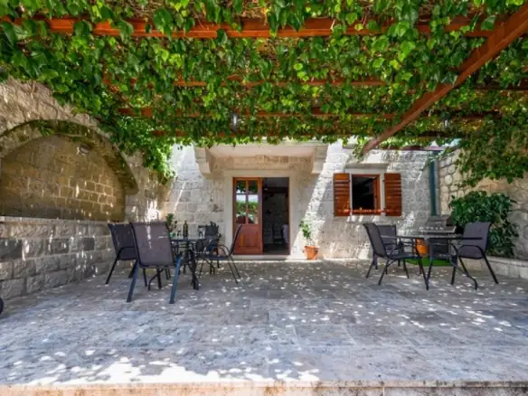 Kuća – Dobrota, Kotor — fotografija 3