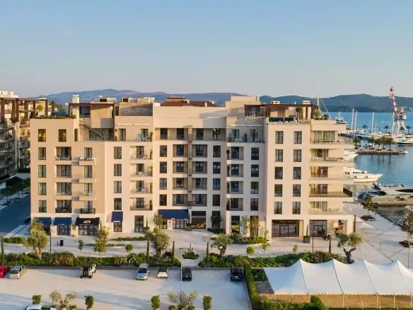 Dvosoban stan 268 m² – Gorica, Tivat — fotografija 7