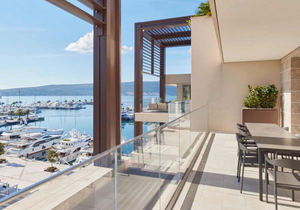 Dvosoban-stan-uz-more-u-Porto-Montenegru-Gorica-Tivat-11 Dvosoban stan 268 m² – Gorica, Tivat — fotografija 12