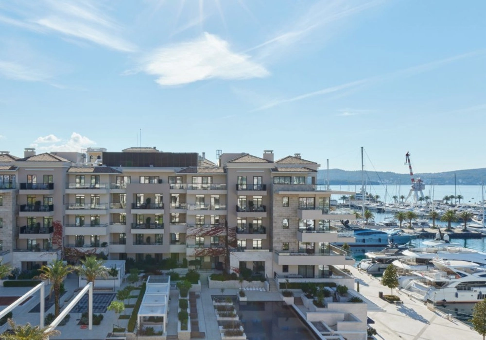 Dvosoban-stan-uz-more-u-Porto-Montenegru-Gorica-Tivat-12 Dvosoban stan 268 m² – Gorica, Tivat — fotografija 13