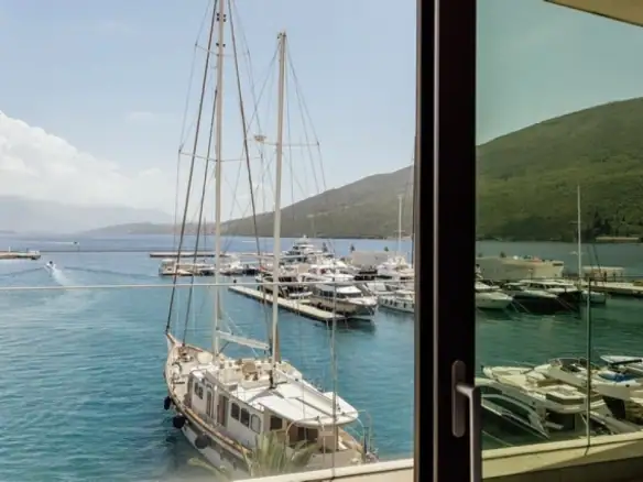 Trosoban stan 315 m² – Topla, Herceg Novi — fotografija 13
