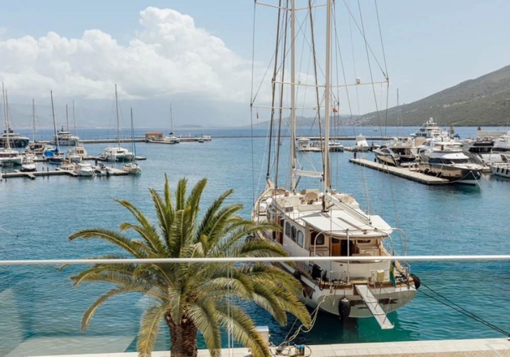 Trosoban-stan-na-Topli-Herceg-Novi-14 Trosoban stan 315 m² – Topla, Herceg Novi — fotografija 15