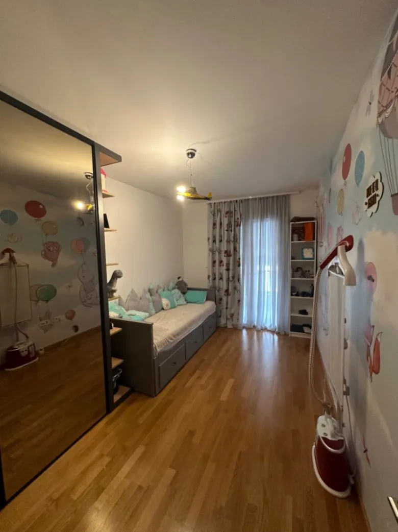 Dvosoban-stan-92-m²-u-Bloku-6-Podgorica-5 Dvosoban stan 92 m² – Blok 6, Podgorica — fotografija 6