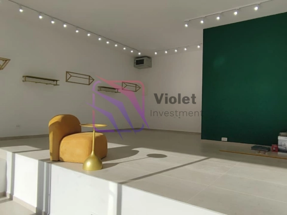 Poslovni prostor 51 m² u naselju Central Point