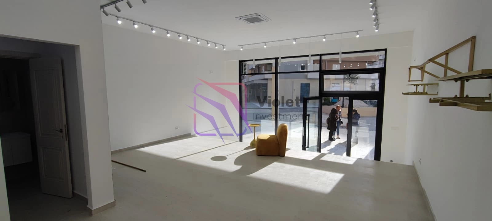 Poslovni-prostor-u-Central-Pointu-Podgorica-4 Izdavanje: Poslovni prostor 51 m² – Central Point, Podgorica — fotografija 5