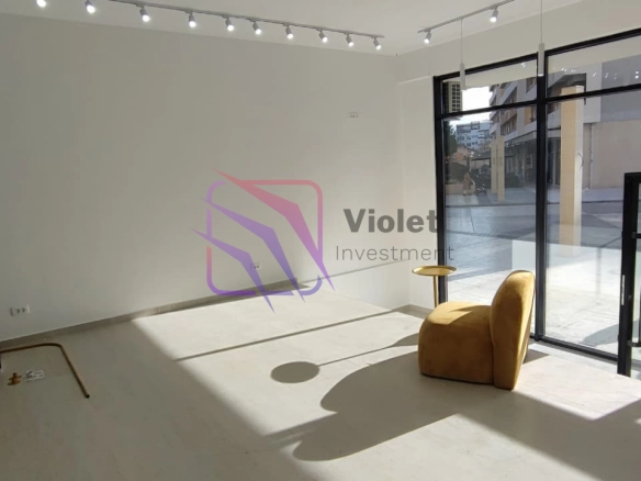 Izdavanje: Poslovni prostor 51 m² – Central Point, Podgorica — fotografija 6