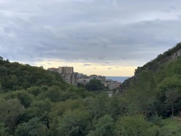 Jednosoban stan sa terasom u Bečićima