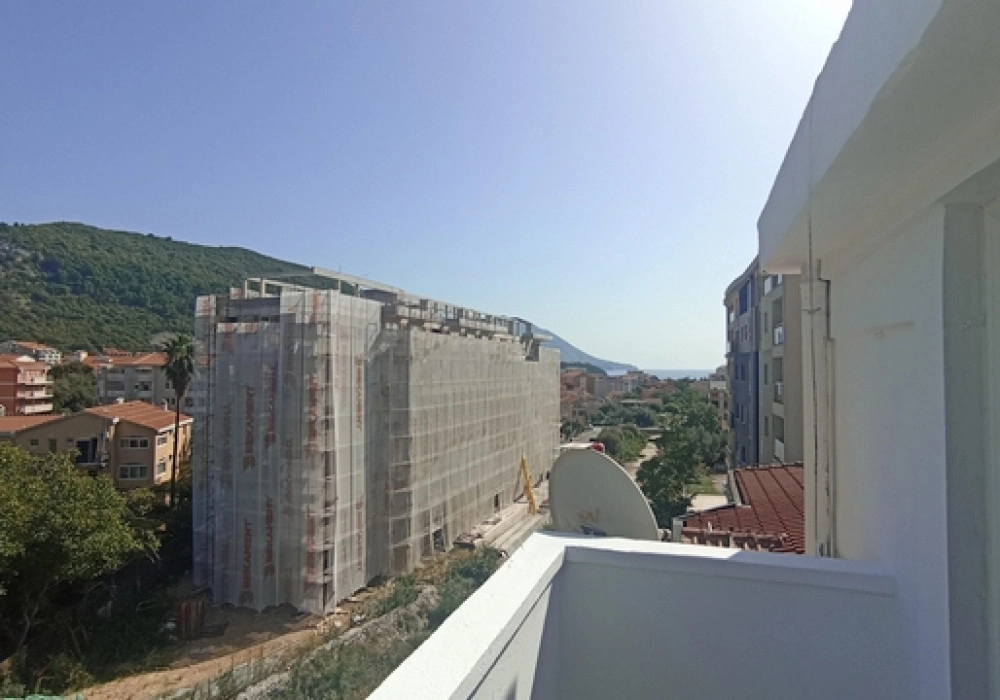 Jednosoban-stan-u-naselju-Rozino-Budva-12 Jednosoban stan 33 m² – Budva — fotografija 13