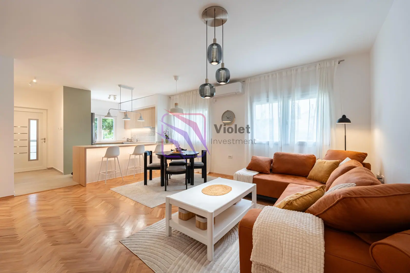 Namjesten-trosoban-stan-Preko-Morace-Podgorica-1 Izdavanje: Trosoban stan 100 m² – Preko Morače, Podgorica — fotografija 2