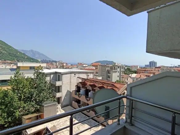 Garsonjera 35 m² u Podkošljunu