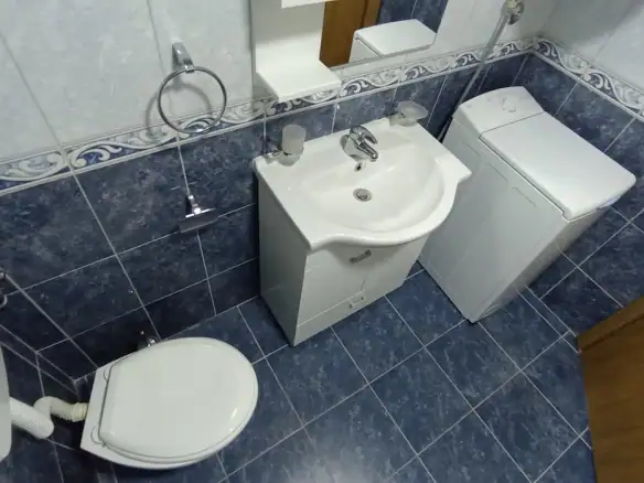 Garsonjera 35 m² – Podkošljun, Budva — fotografija 7