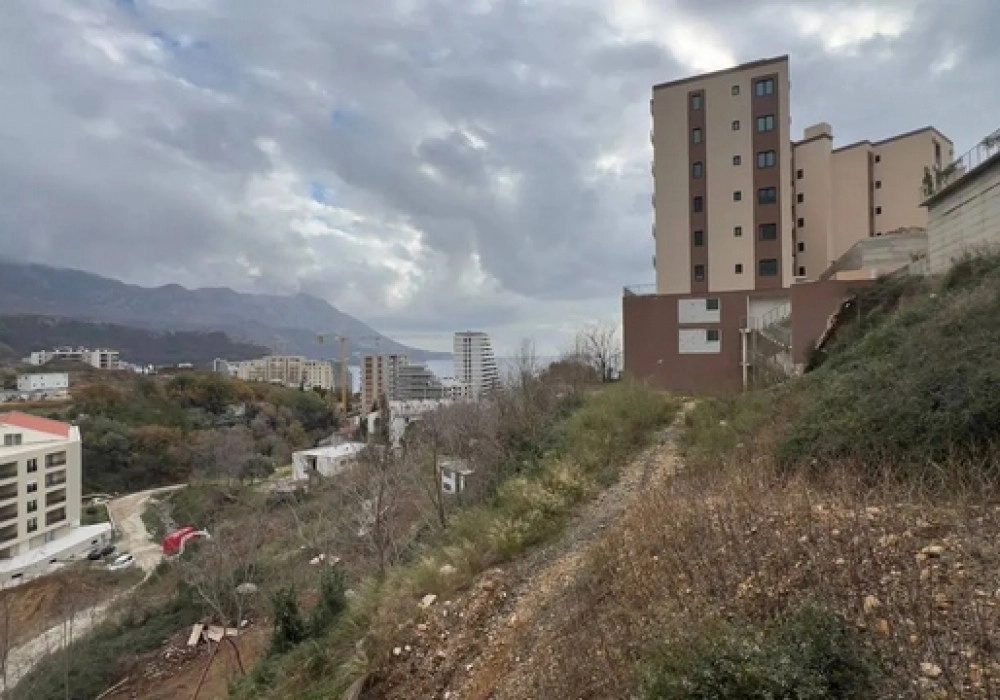 Garsonjera-u-kompleksu-sa-bazenom-Becici-Budva-3 Garsonjera 20 m² – Bečići, Budva — fotografija 4