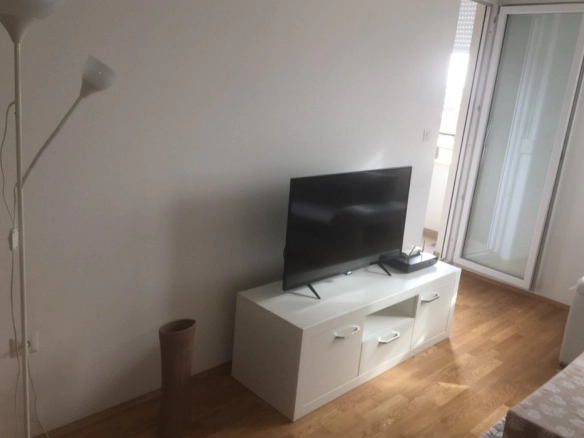 Jednosoban stan 50 m² – Stari aerodrom, Podgorica — fotografija 9
