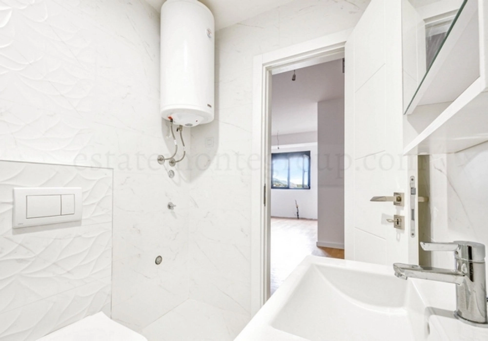 Garsonjera-30-m²-u-Seljanovu-Tivat-12 Garsonjera 30 m² – Seljanovo, Tivat — fotografija 13