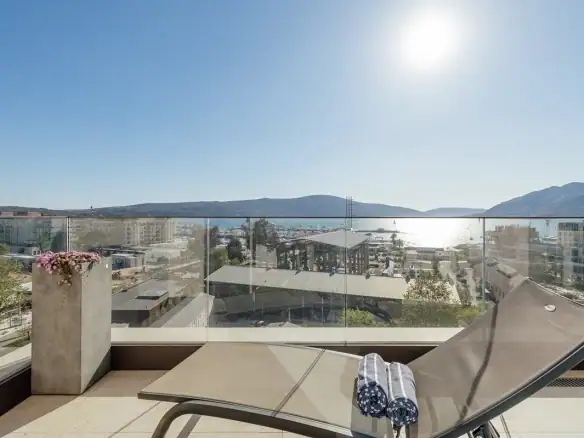 Dvosoban stan 179 m² – Seljanovo, Tivat — fotografija 8
