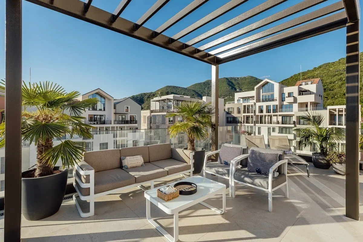 Dvosoban-stan-sa-terasama-u-Seljanovu-Tivat-10 Dvosoban stan 179 m² – Seljanovo, Tivat — fotografija 11
