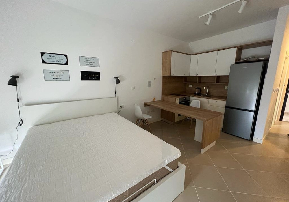 Garsonjera-sa-bazenom-u-Dobroti-Kotor-2 Garsonjera 32 m² – Dobrota, Kotor — fotografija 3