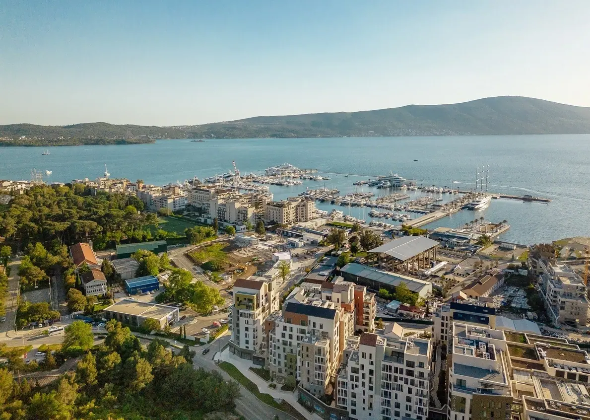 Dvosoban-stan-sa-terasama-u-Seljanovu-Tivat-13 Dvosoban stan 179 m² – Seljanovo, Tivat — fotografija 14