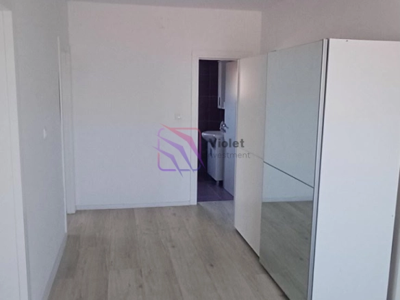 Izdavanje: Kuća 260 m² – Farmaci, Podgorica — fotografija 9