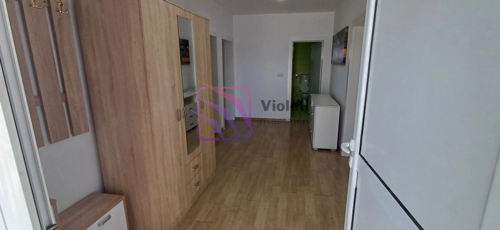Namjestena-kuca-sa-dvoristem-u-naselju-Farmaci-Podgorica-11 Izdavanje: Kuća 260 m² – Farmaci, Podgorica — fotografija 12