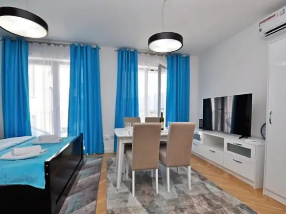 Garsonjera 38 m² – Dobrota, Kotor — fotografija 4