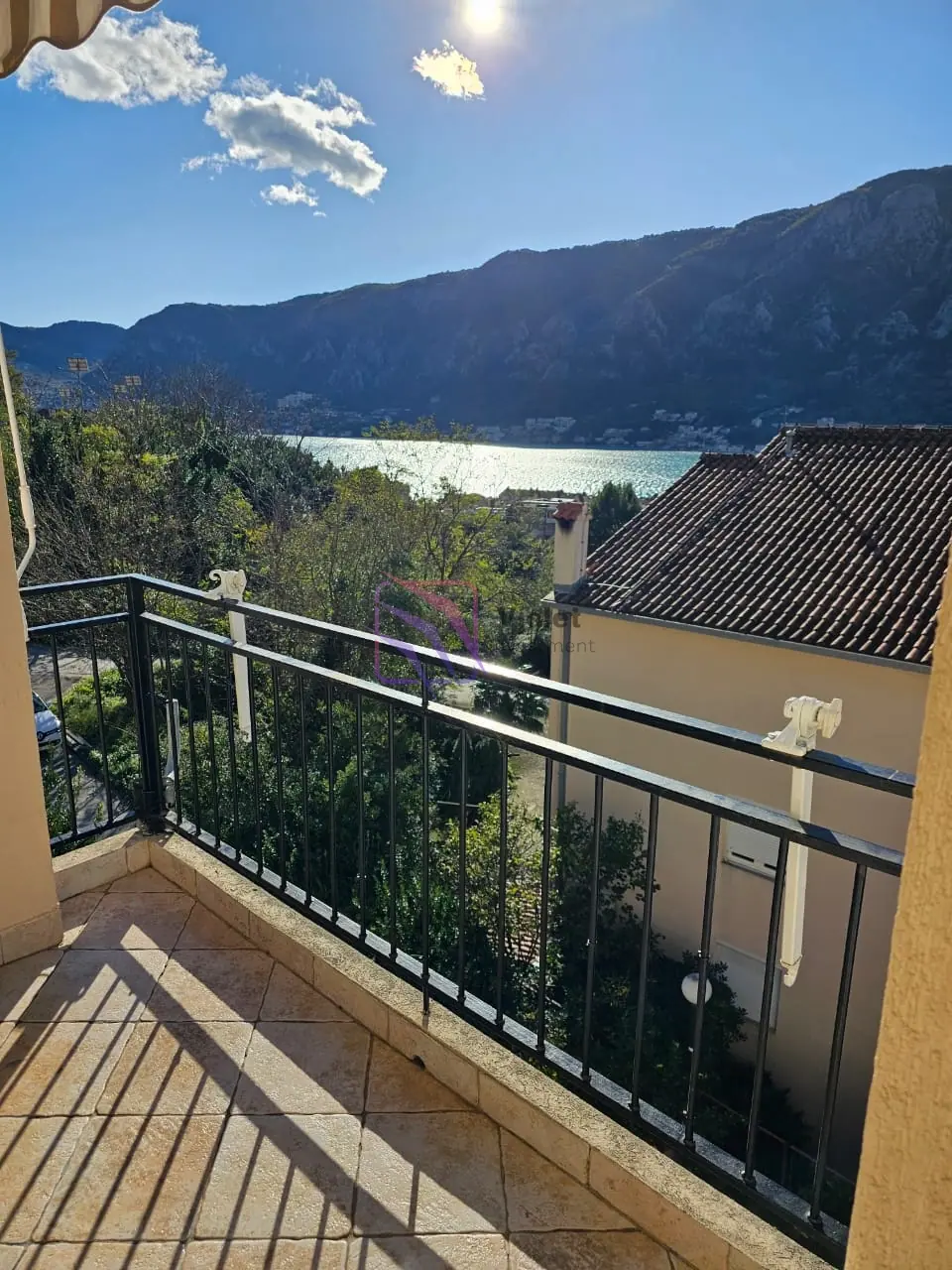 Trosoban-dupleks-stan-u-Dobroti-Kotor-2 Trosoban stan 88 m² – Dobrota, Kotor — fotografija 3
