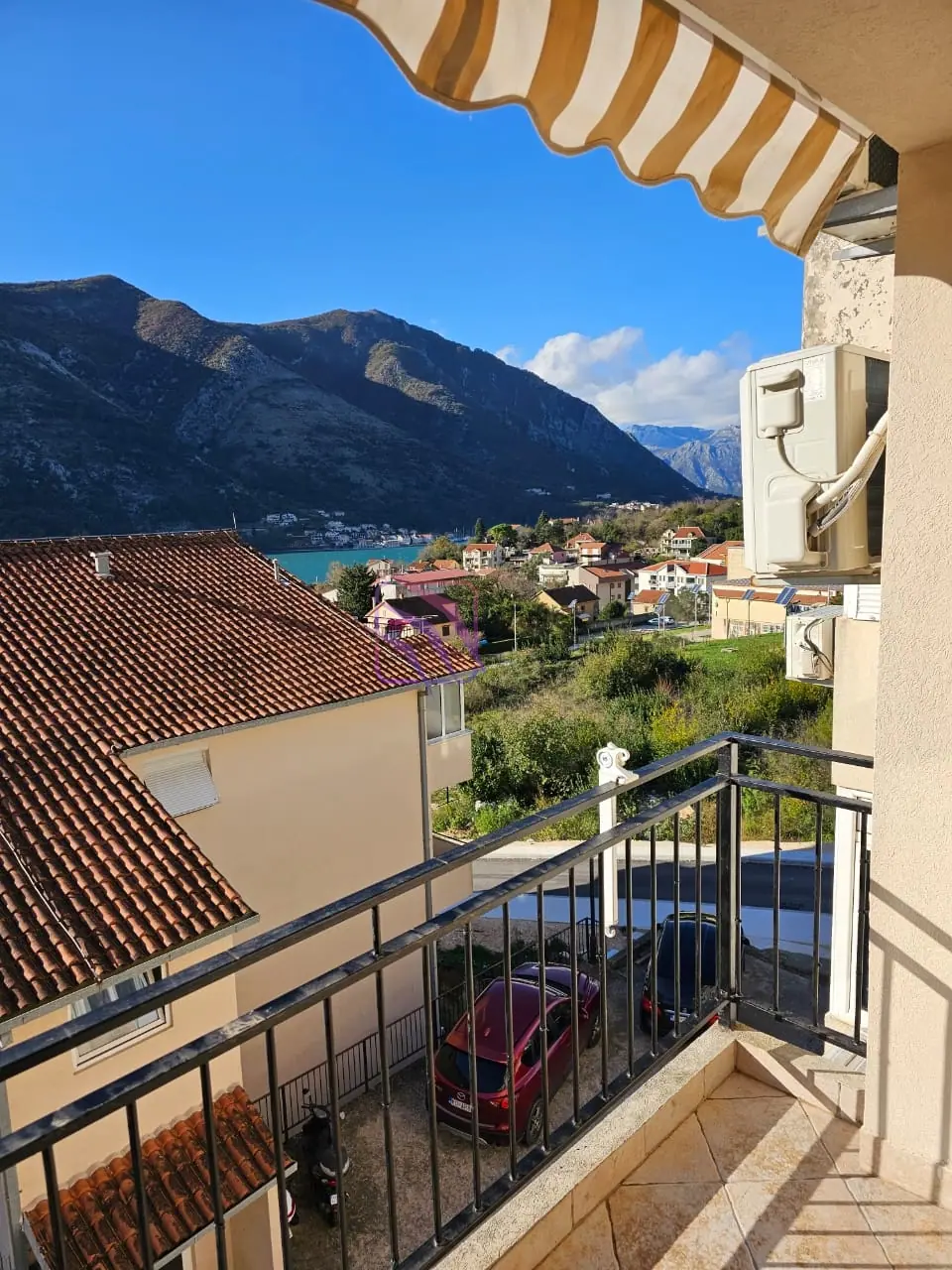 Trosoban-dupleks-stan-u-Dobroti-Kotor-3 Trosoban stan 88 m² – Dobrota, Kotor — fotografija 4