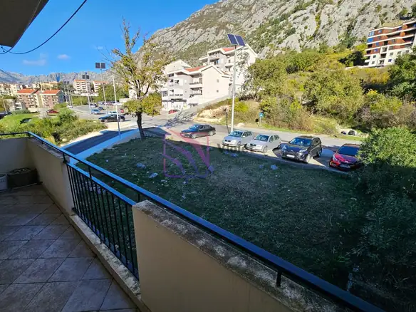 Trosoban stan 88 m² – Dobrota, Kotor — fotografija 5