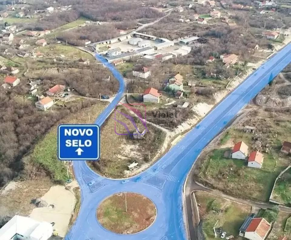 Kuca-sa-dvoristem-i-bazenom-u-Novom-Selu-Podgorica-3 Kuća 180 m² – Podgorica — fotografija 4