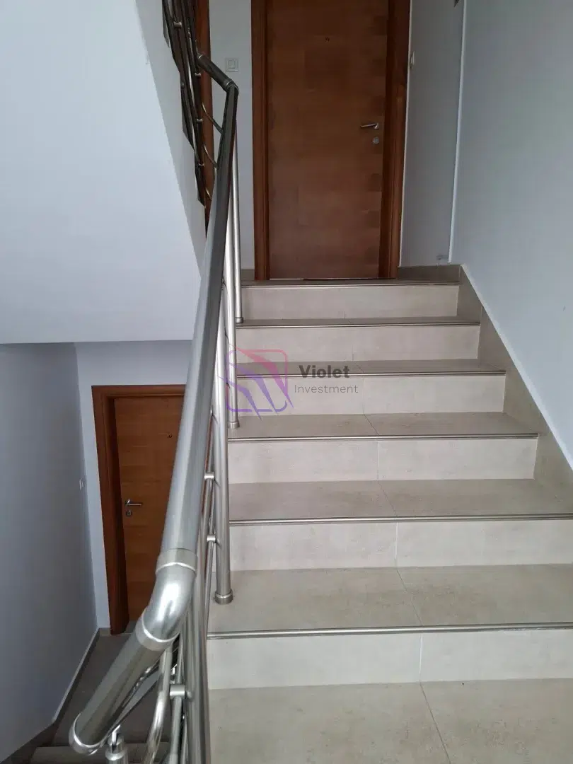 Dvosoban-stan-u-Momisicima-Podgorica-4 Namješten dvosoban stan u Momišićima, Podgorica — fotografija 5